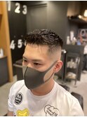 フェードカット涼しげヘアかき上げこなれヘア　O