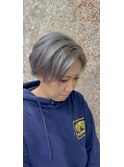 ダブルカラーラベンダーアッシュでホワイト系に!!