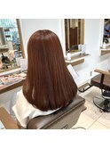 重めの内巻きロングヘアー☆