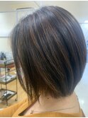 前下がりボブ