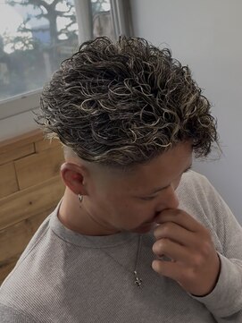 ネクストゼロ(NEXT zerO) 極道パーマ