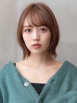 ケアリー プレナ海浜幕張(Carelly) デザインカラー/レイヤーカット/ウェットヘア/オリーブベージュ