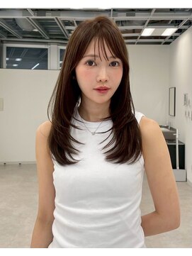 ユーフォリア 新宿通り(Euphoria) ザクザクレイヤー/ハッシュカット/韓国レイヤー