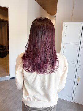 スリーバイザサロン(THREE by the salon) ピンクラベンダー