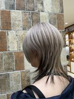 ピークアブー アヴェダ アトレ恵比寿(PEEK-A-BOO AVEDA) ウルフボブ