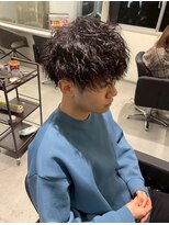 メンズサロン キング 心斎橋店(Men’s salon K!ng)&nbsp;波巻きツイストスパイラルパーマ/フェザーパーマ/眉毛/メンズ