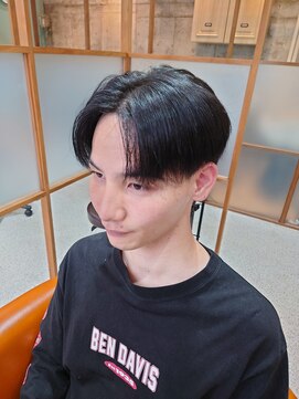 ジーナ 福岡藤崎(Zina) センターパートスタイル