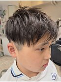 小学生ツーブロックスタイル