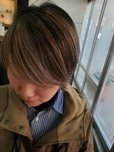 丹下陽子美容室&nbsp;白髪を活かしたデザイン