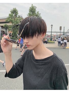 シン(syn) ウェット 前下がりマッシュ