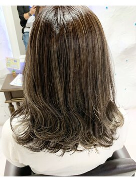 シエン 本店(CIEN) ハイライトたっぷりの透明感カラー！