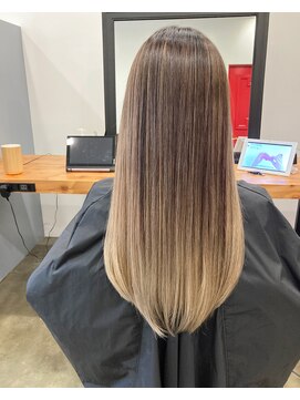 ノース(THE NORTH) バレイヤージュ　ハイトーンミルクティー　ブリーチ目安2回