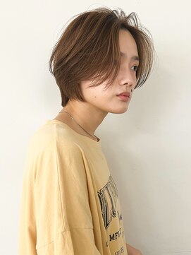 トレス(TRESS) ショートヘア　前髪長め　ショートボブ　原宿　表参道　渋谷