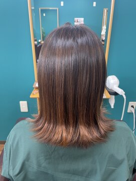 オチョ(8ocho) 外ハネ☆ボブ