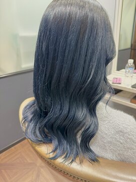 ミラレスカ 栄(MIRA RESCA) ブルージュカラー