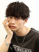 アーリー(Ali'i)&nbsp;緩めツイストスパイラルパーマ束感マッシュウルフサイドパート