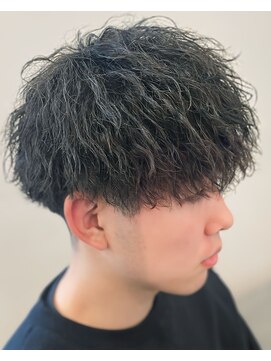 バース バイ ハピネス(BIRTH by happiness) 癖毛からする縦落ちツイストスパイラルパーマ