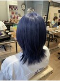 ネイビーカラー×ウルフカット