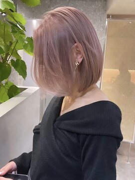 サンクプロジェクト(cinq PROJECT) ショートボブミルクティーピンクベージュカラータッセルボブ韓国