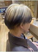 ブルー