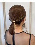 金箔をプラスしたタイトポニーヘアアレンジ◎0308