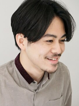 シルフィ(sylph) ビジネスでも◎不動の人気センターパート(メンズカット)