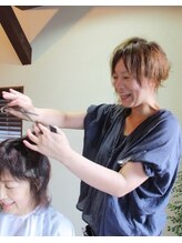 ヘアーアンドエステティック蓮 中村 裕美