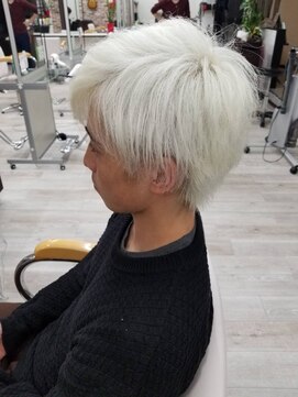 ヘアサロン アロック(Hair salon AROCK) メンズホワイト