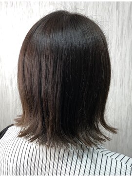 ネウィ グランデ 横浜(newi grande) ＊お手入れが簡単♪　艶髪　ショートボブ＊