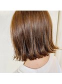 ナチュラルな切りっぱなしボブ