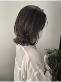 くびれミディ　ダークグレージュ　外ハネボブ