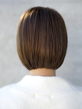 エインアンリー 表参道(AIN.ANLY.) 前髪あり大人ショートボブ20代30代40代【AIN.表参道】川原大地