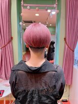 エマ(emma)&nbsp;刈り上げショートのピンクカラー！