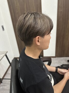 ウォルク(WOLK) マッシュスタイル/透明感/グレージュカラー