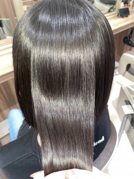 アッシュ 清瀬店(Ash) つやつや縮毛矯正