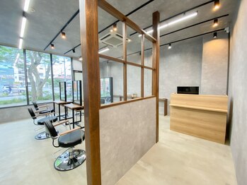 エース カラー 那覇小禄イオン店(Ace Color)の写真/『大人女性』の為の白髪染め×カラー専門店♪気軽に相談できるアットホームなサロンで初めての方も安心！