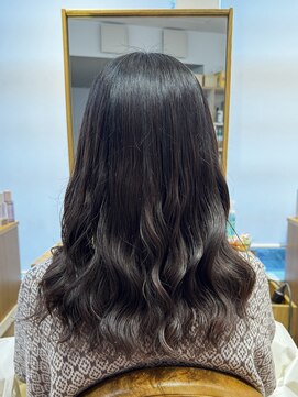 アピッシュ シェリ(apish cherie) コテ巻き風パーマ