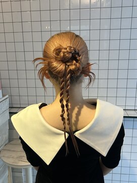 ヘアー アレス(hair ales) カチモリ　タイトアレンジ　アップスタイル　お呼ばれヘア