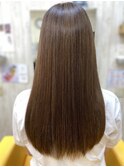 うる艶ストレートセミロング