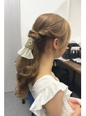 ゆる巻きポニーテール