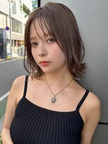 トルネード(TORNADO)&nbsp;外ハネレイヤーボブベージュ　n7.11.17