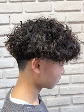 ビランチェ 池袋(bilancia) プードルパーマ/ツーブロ/ピンパーマ/刈り上げ/フェード