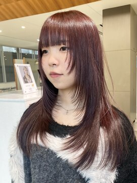 ローレンアオ(LOREN AO) レイヤーカット/暖色カラー/ワインレッド/顔まわりカット