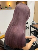 オモチャ(OMOCHA) 透明感溢れるラベンダーカラーで艶髪ロング