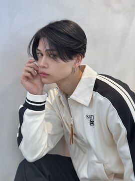 ネーム バイ グロー 大宮(NE:M by GLROW) men's/メンズ/リバースセンターパート/ニュアンスパーマ/大宮
