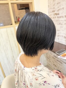 ヘアスタジオリリィ(Hair studio Lily)の写真/30代40代からのお悩みに、白髪のお悩みを解決するダメージレスな施術で艶めく髪へ◎