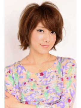 フォルテ 藤枝エピ店 外ハネ大人ショートスタイル