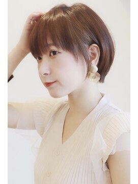 アイ(I.) 【 Ｉ. 】大人女性におすすめツヤショート　川口