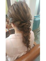 ベルコフレ 玉造店(Belle Coffret)&nbsp;【ベルコフレ】横岳知華　ねじり編みおろしロングアレンジ