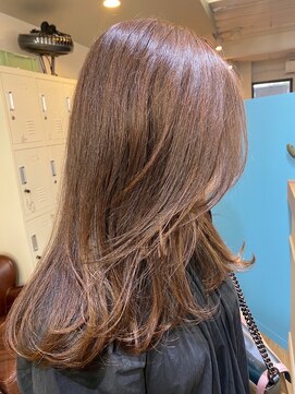 キサイ バズ(kisai BUZZ) ブラウン×ワンレンロング